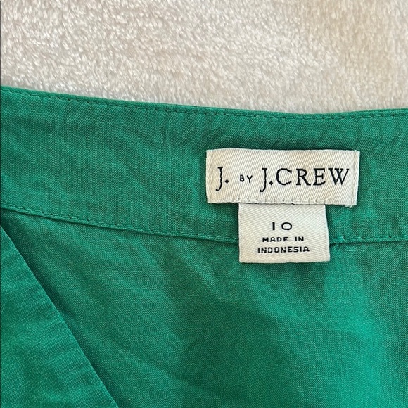 J. Crew Emerald Green Faux Wrap Peplum Blouse Size 10 Flutter Sleeve V-Neck - Picture 11 of 15